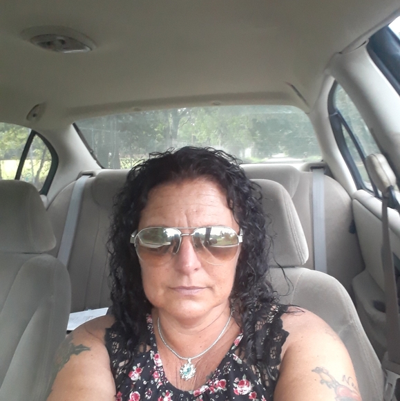 Meet your Posher, Tammy - Picture 1 of 1